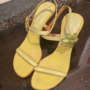 Nine West Lemon Sandals with Emerald Accent
